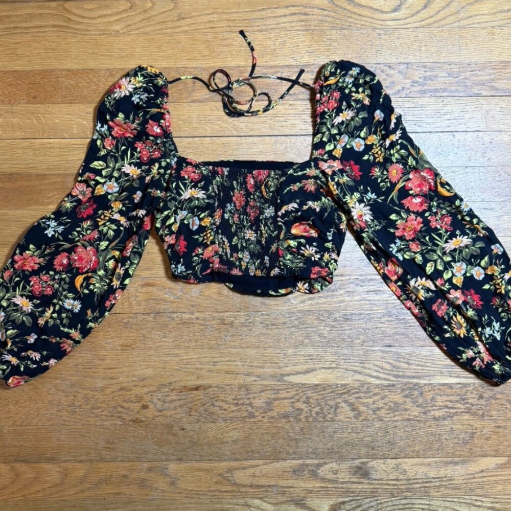 Women's boho-style floral print square-neck crop top with ruffles, size XS